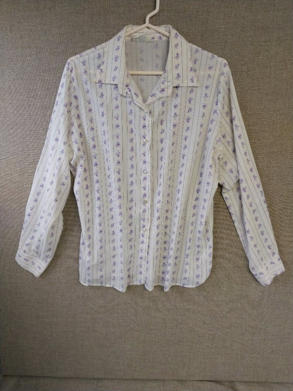 Shirt Accent Vintage Striped Purple & White Floral Button-Up Shirt Blouse Medium